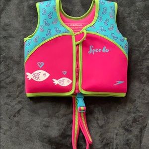 Speedo girls 2-4 years old life jacket